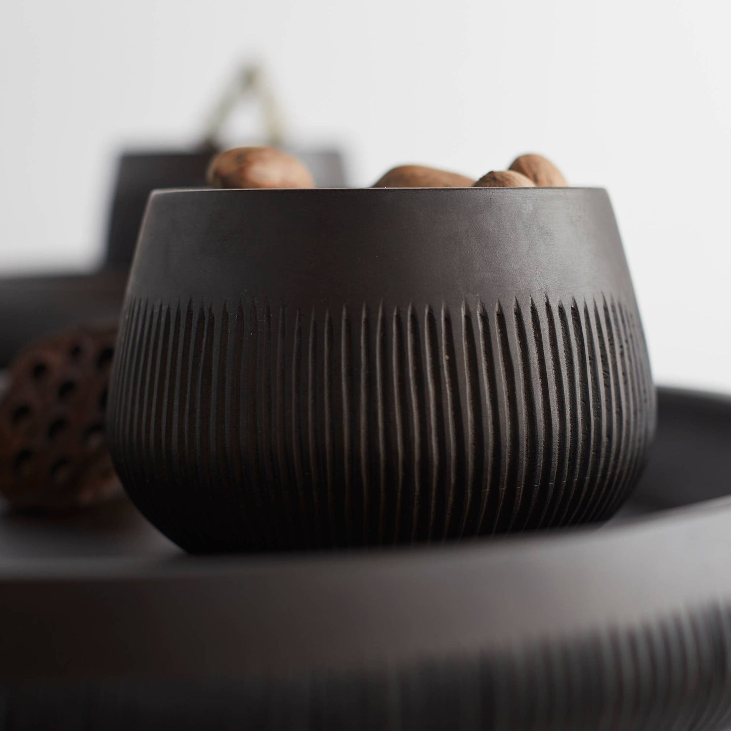 Chiseled Leila Bowl