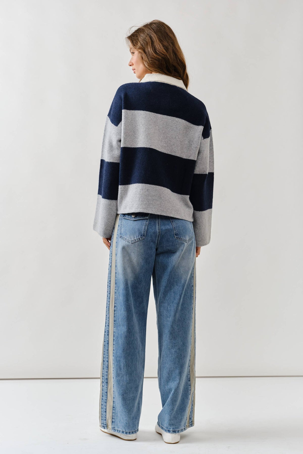 AJT5047 STRIPED POLO NECK SWEATER