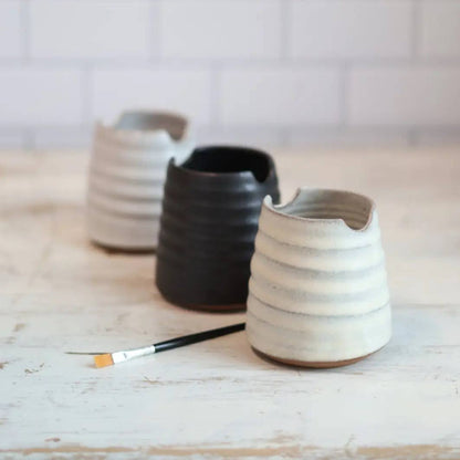 Artist's Brush Cup in Cream