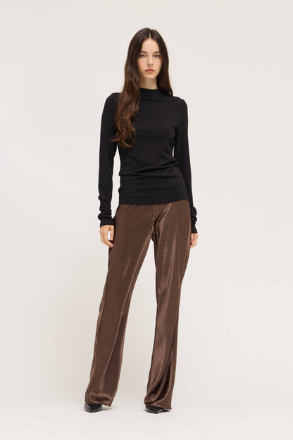 THICK MOCK-NECK TEE