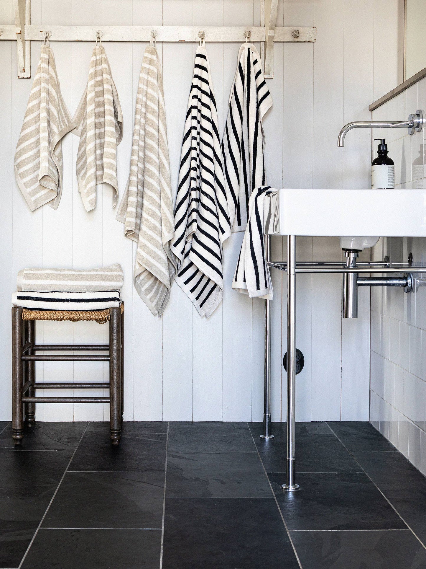 Bonnie hand towel