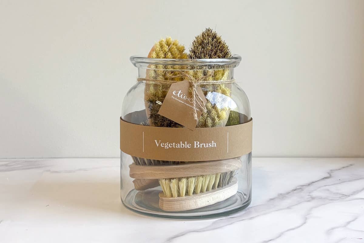 Euro Vegetable Cleaning Brush with Dual Fibers