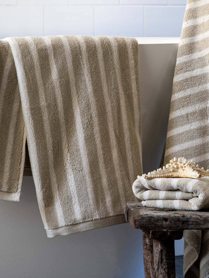 Bonnie bath towel