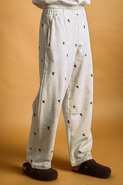 EP7213ST   HEART EMBROIDERED SWEAT PANTS