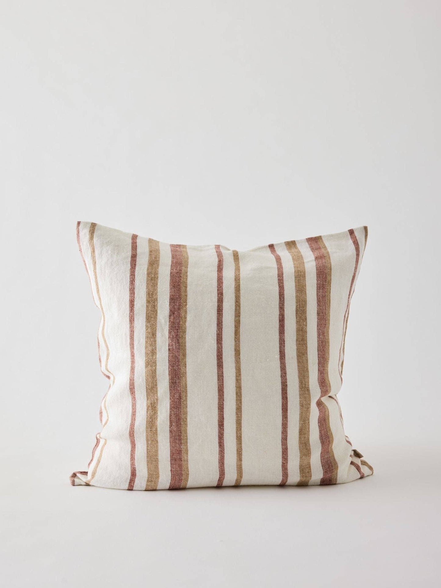 Luc Pillow 20x20 in
