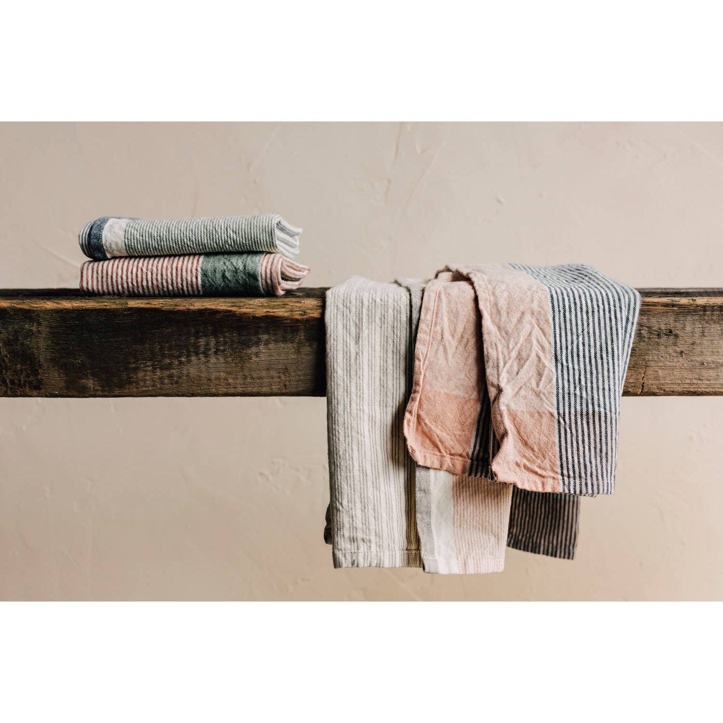 Shadow Array Stripe Dishtowel