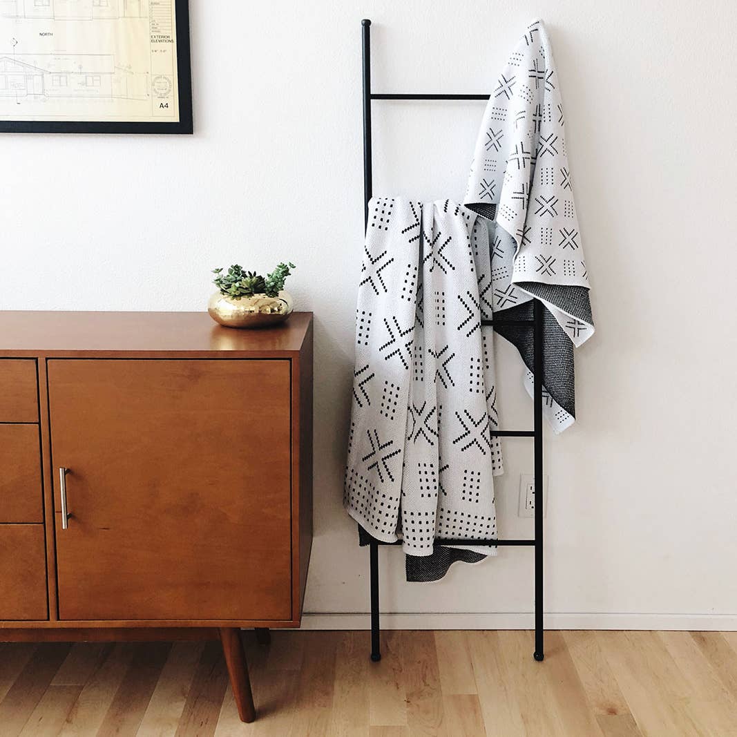 Birifini Throw Blanket - Mudcloth, Boho