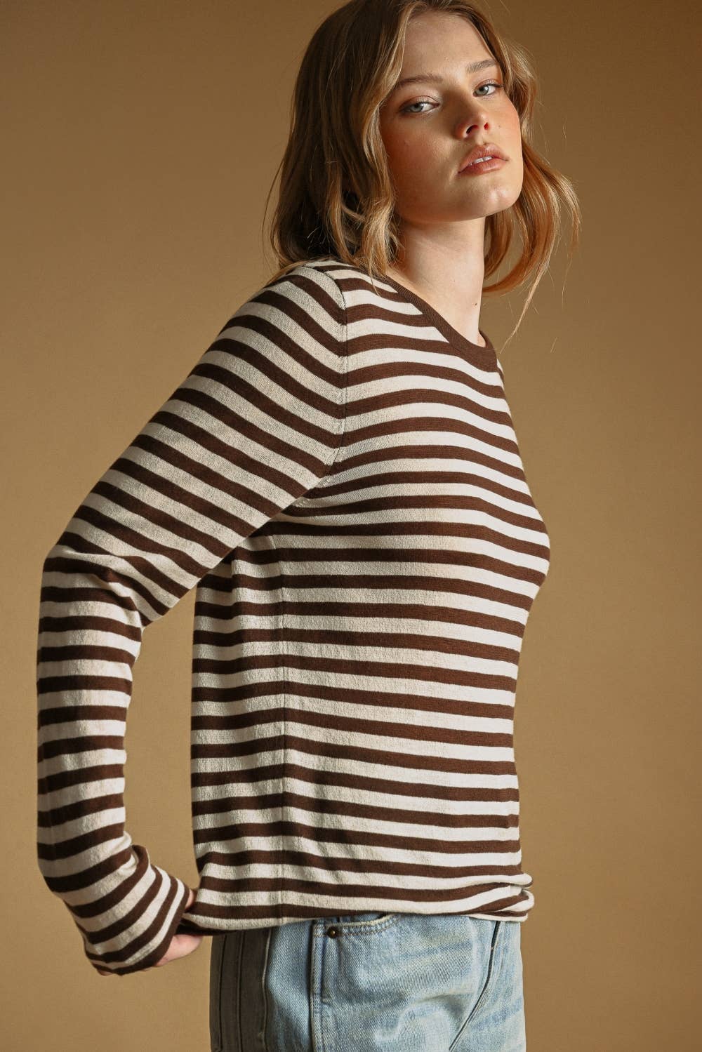 T7238   ROUND NECK LONG SLEEVE STRIPED KNITTED TOP