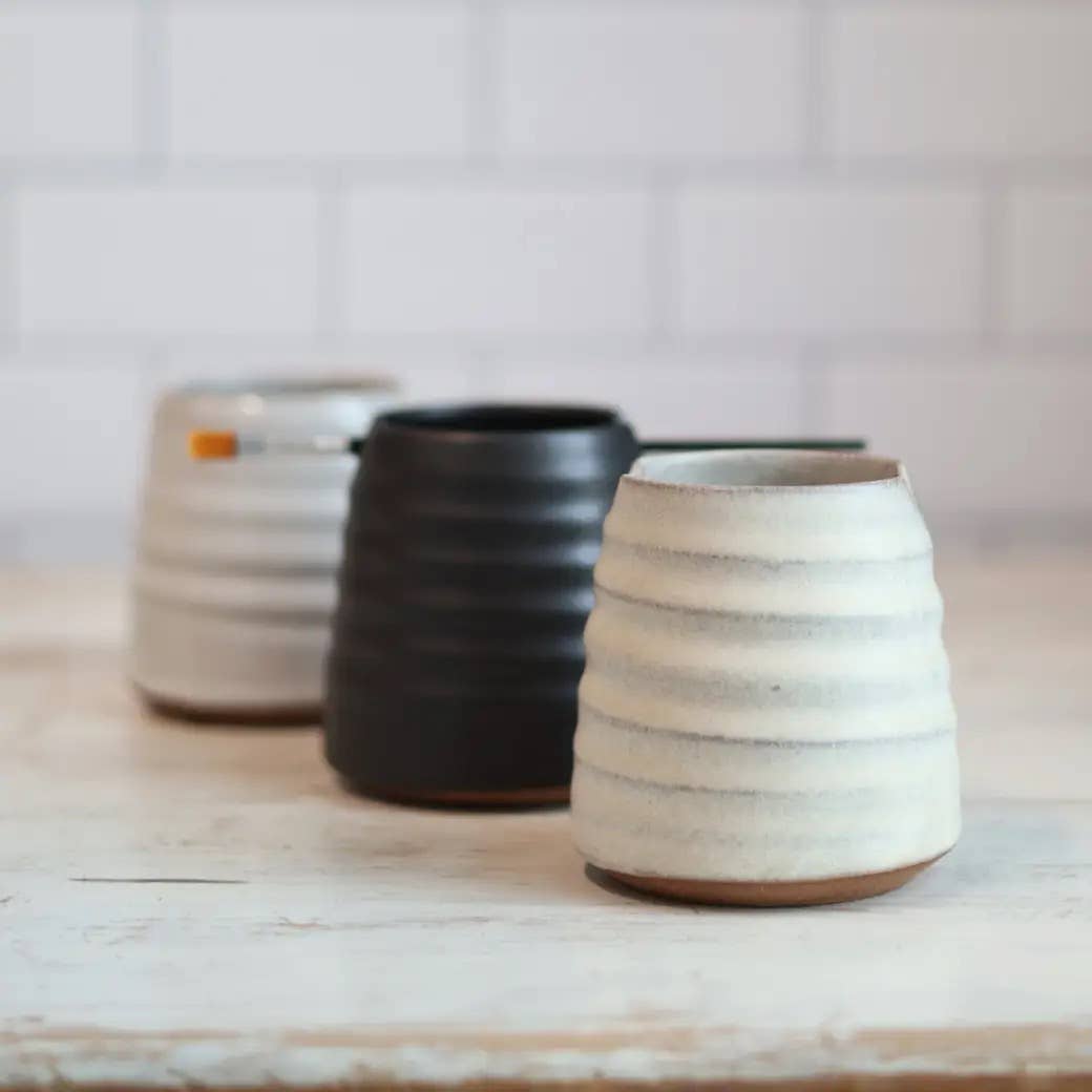 Artist's Brush Cup in Cream