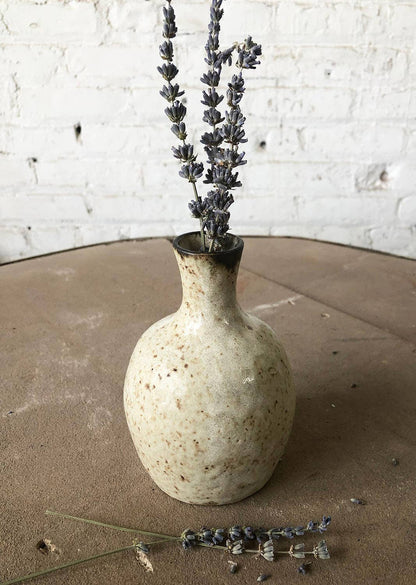 Narrow Neck Luna Vase