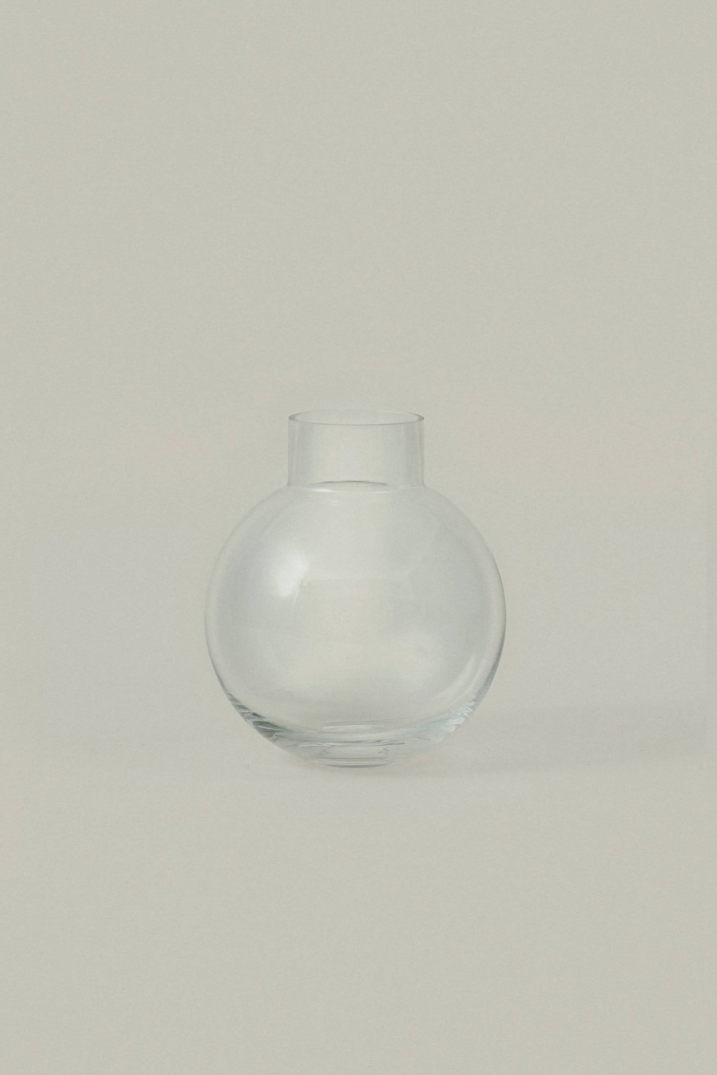 Artisan Tabletop Modern Hand Blown Glass Vase | Ball Clear