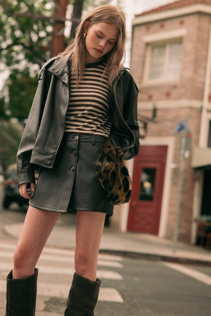 T7238   ROUND NECK LONG SLEEVE STRIPED KNITTED TOP