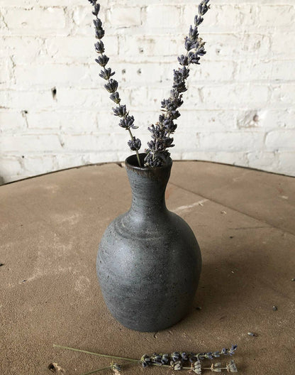 Narrow Neck Luna Vase