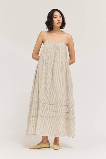 61260 - STRIPE PLEAT TUCK DRESS