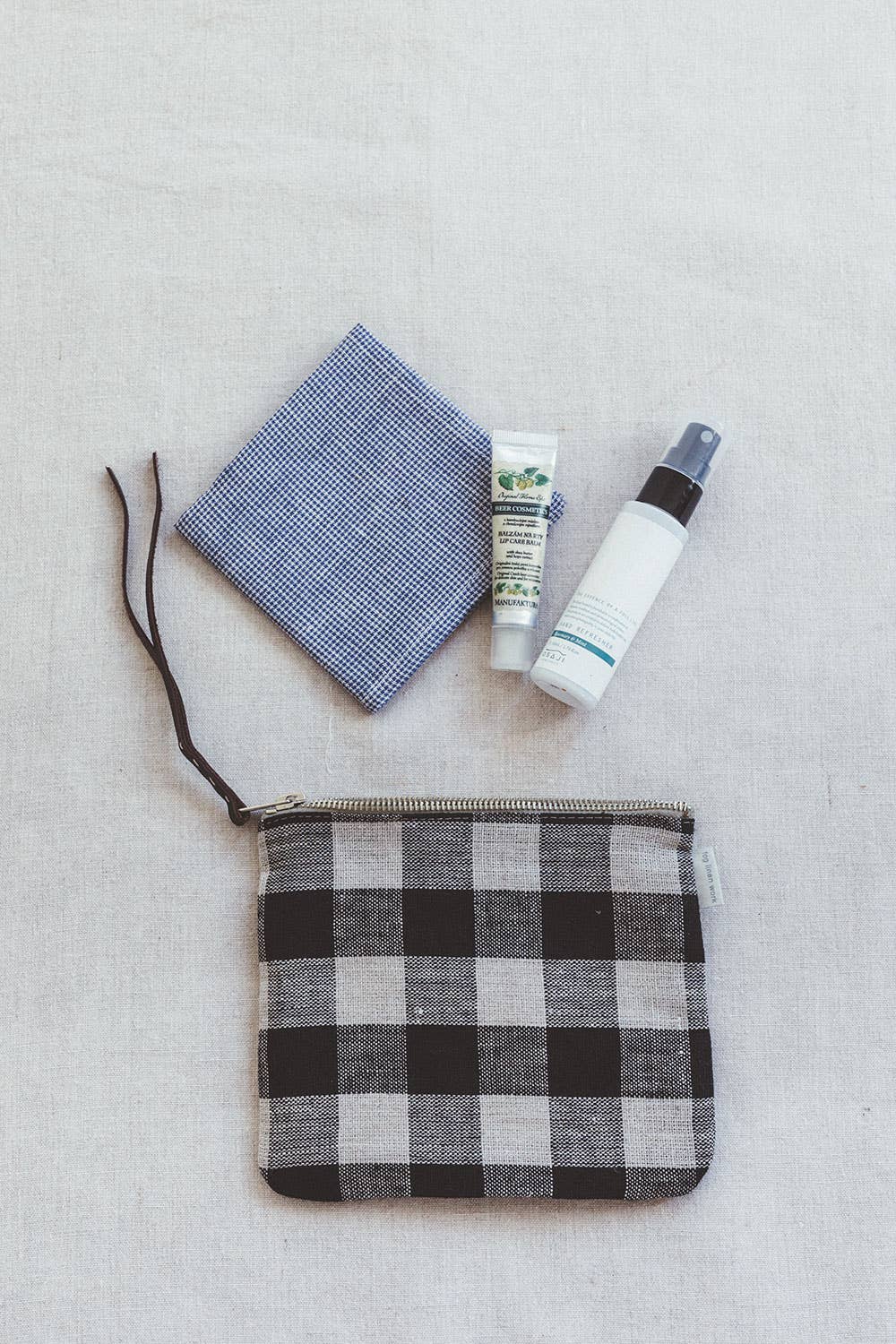 Canna Pouch (M) Black Natural Check