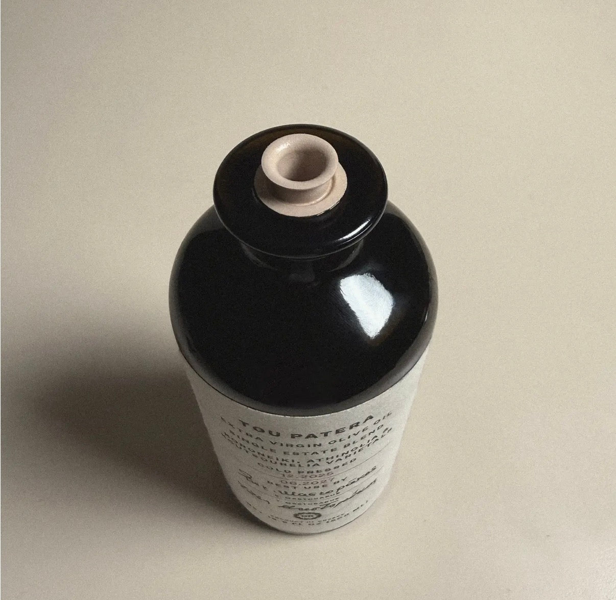 A high quality, multi-use extra virgin olive oil in a glass bottle with a convenient pour spout and sealed with wax to maintain freshness.

 * Single estate blend, cold pressed from fresh Greek olives and milled promptly to preserve integrity 
 * Ultra-lo