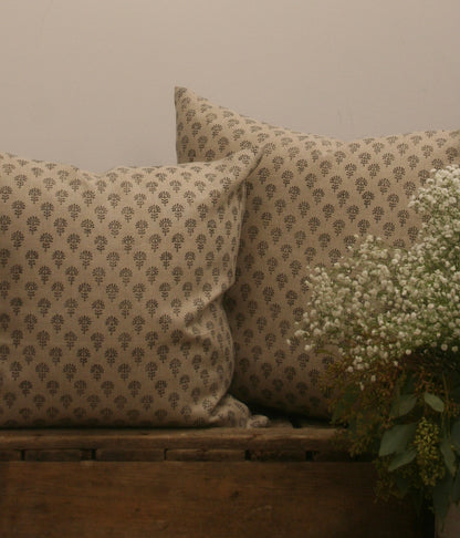 LINEN THROW PILLOW FLORAL (INDIA): 2 patterns