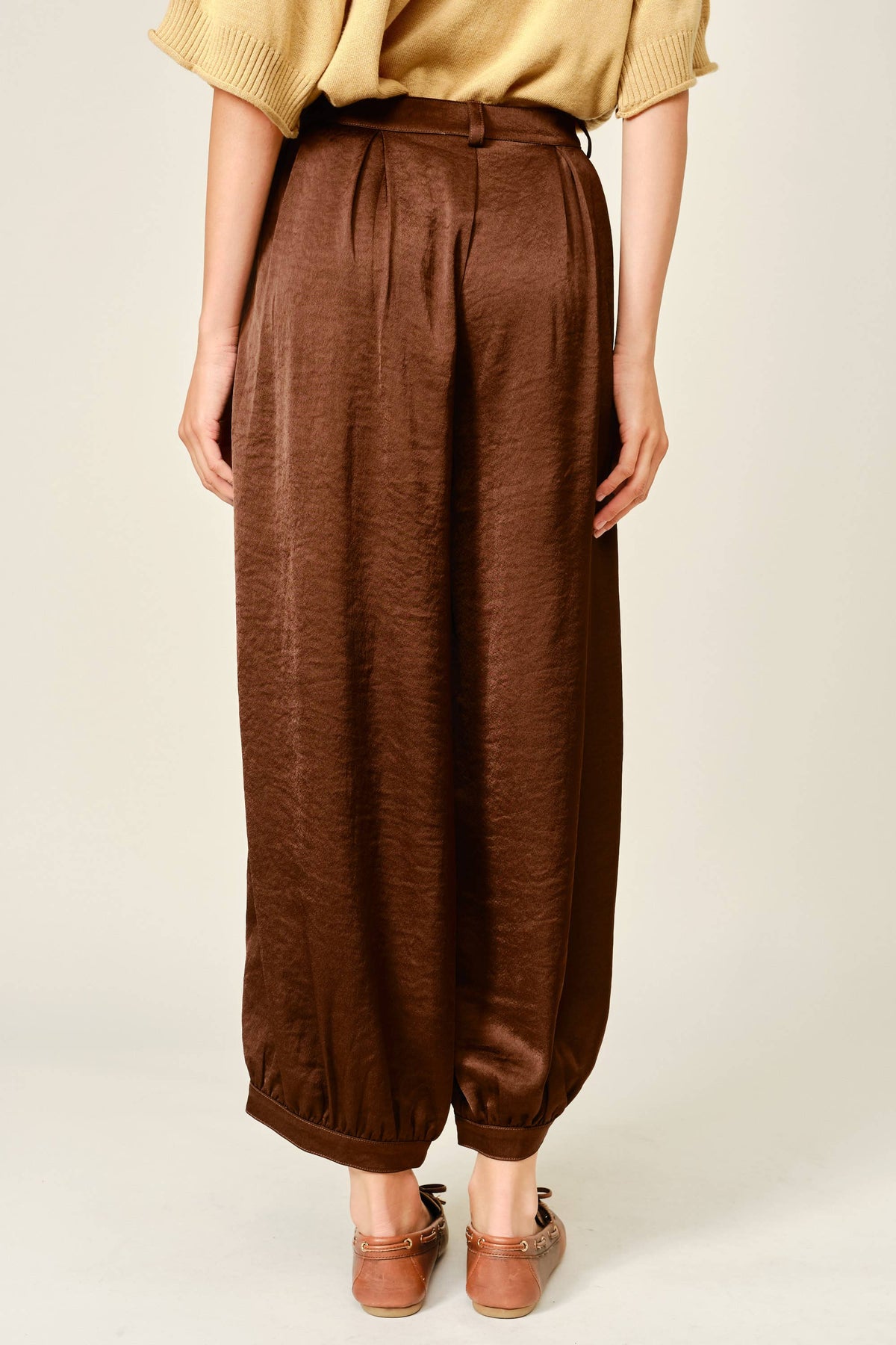 SATIN SHIRRING BAGGY DRESSY PANTS