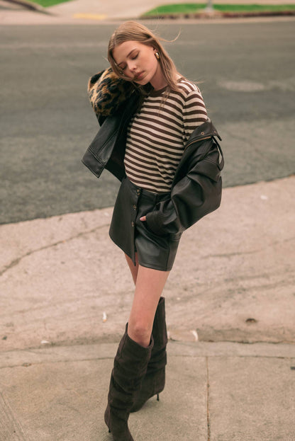T7238   ROUND NECK LONG SLEEVE STRIPED KNITTED TOP