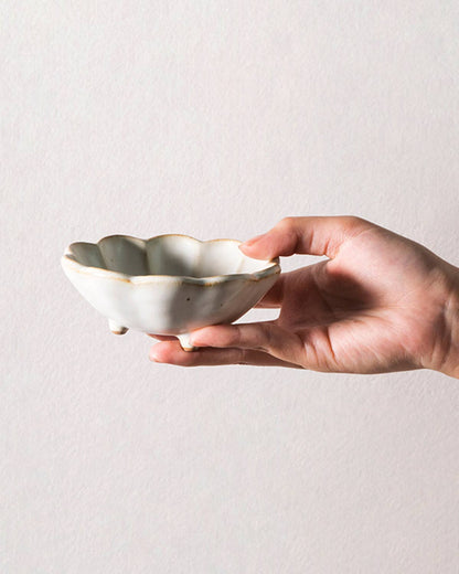 Flower Petal Pinch Bowl