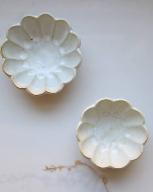 Flower Petal Pinch Bowl