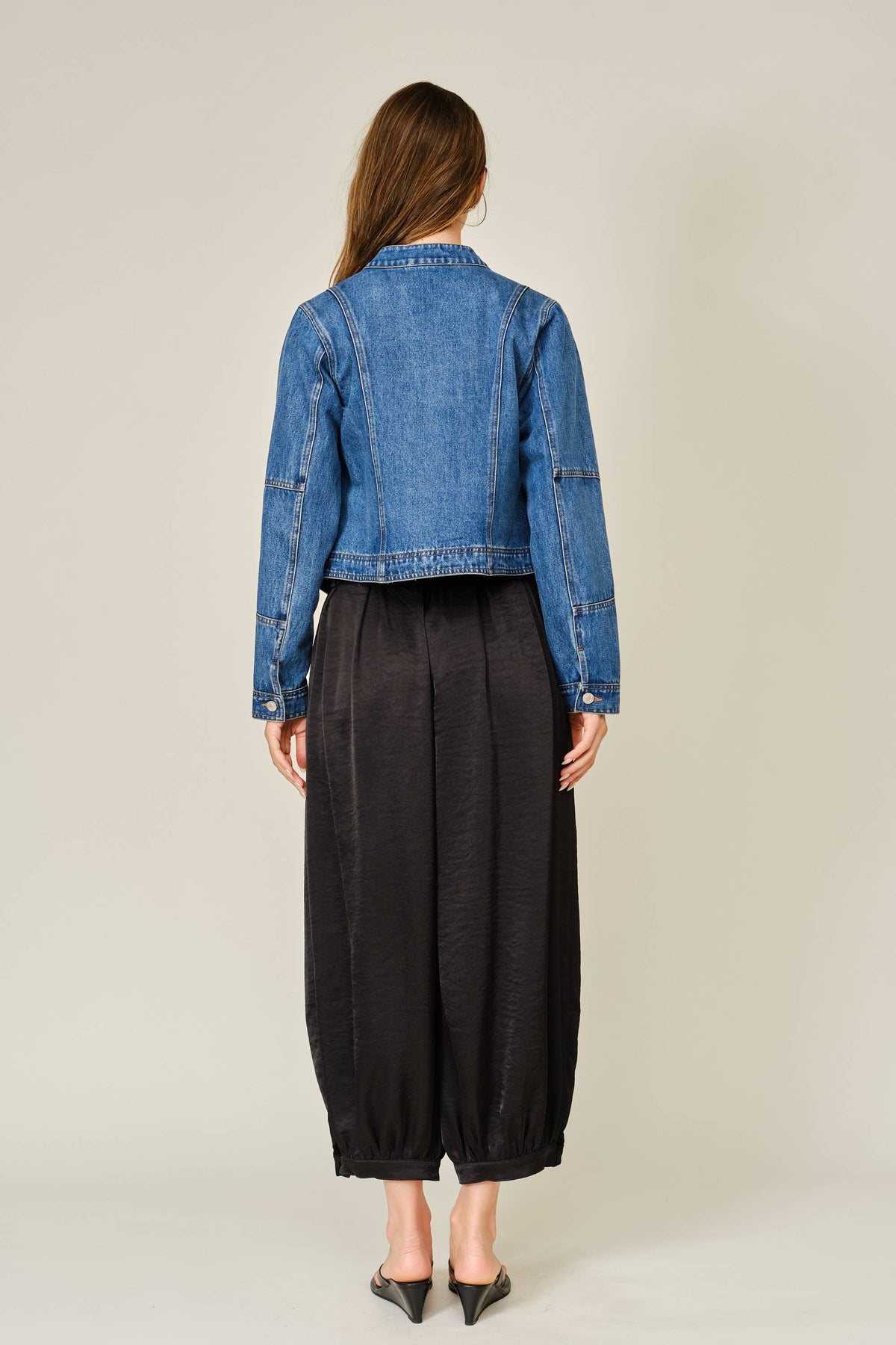 SATIN SHIRRING BAGGY DRESSY PANTS