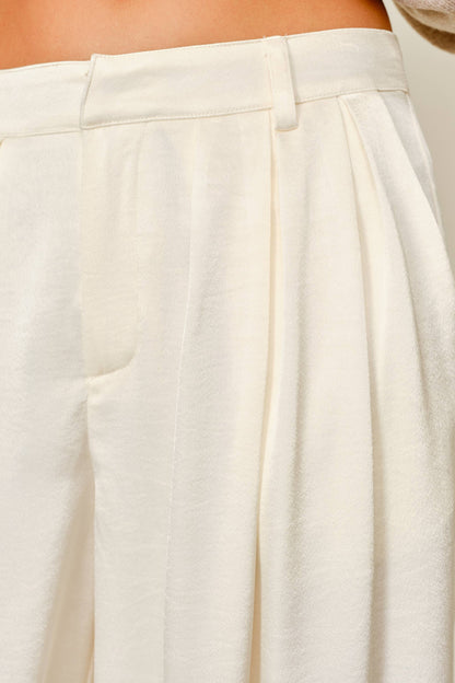 SATIN SHIRRING BAGGY DRESSY PANTS