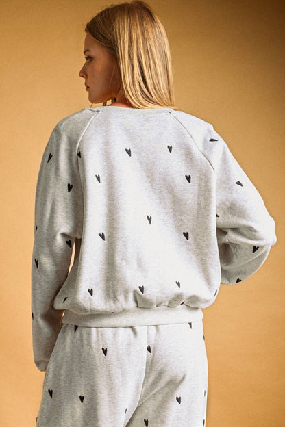 ET7212ST  HEART EMBROIDERED SWEATSHIRTS