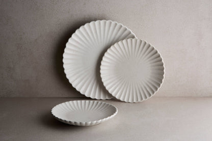 Classic Flower Breakfast Plate
