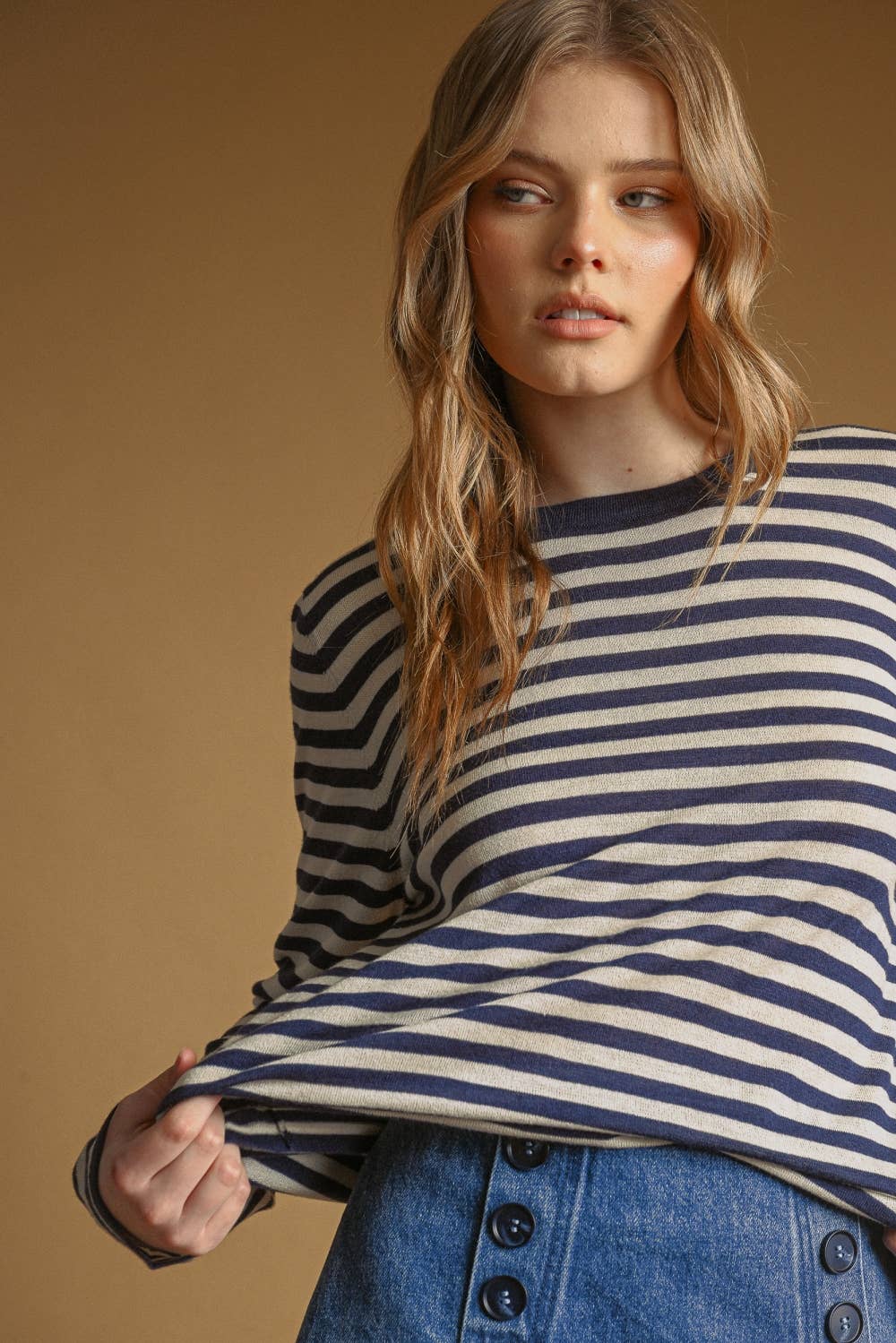 T7238   ROUND NECK LONG SLEEVE STRIPED KNITTED TOP