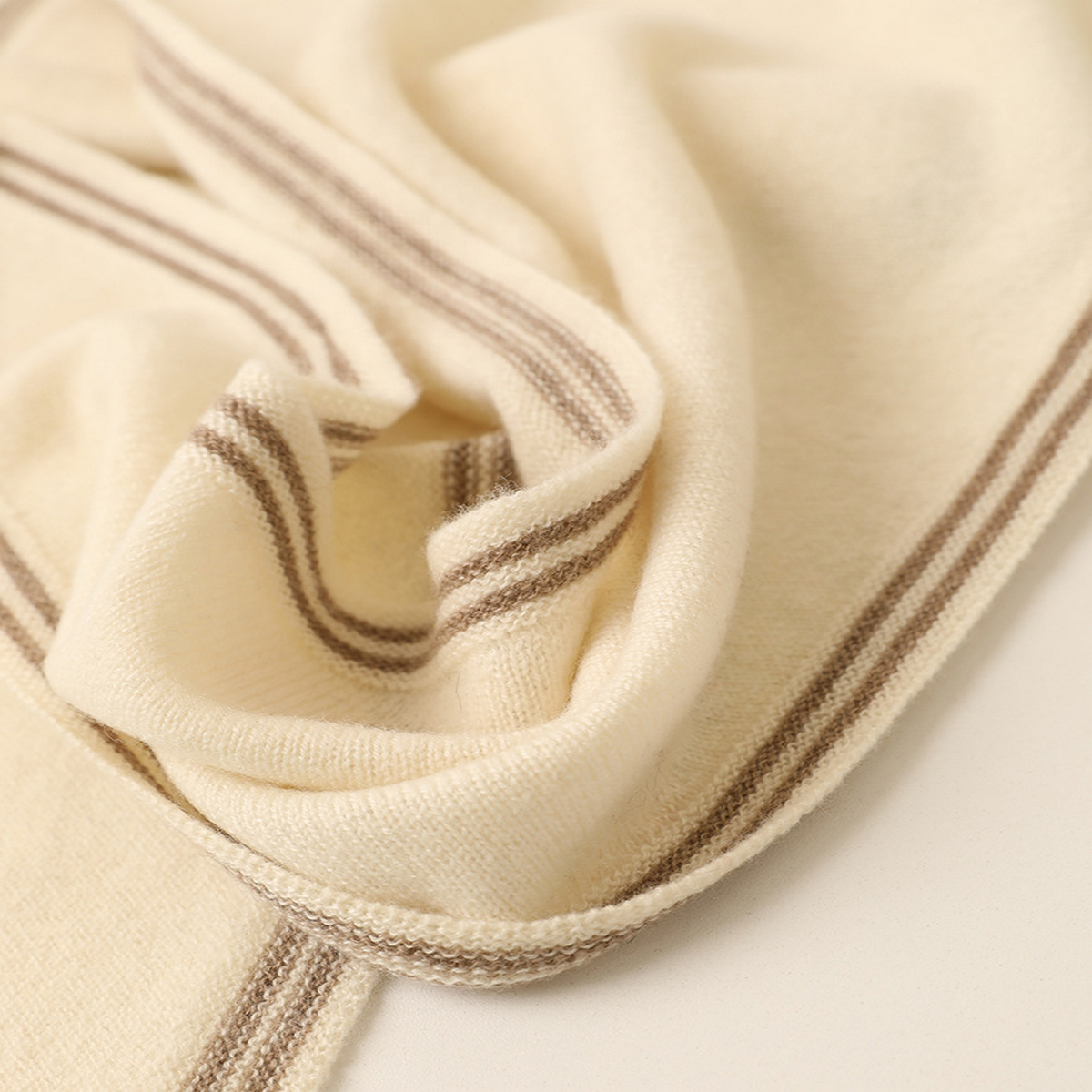 Cashmere Knit Wrap – Soft Triangle Neck Scarf