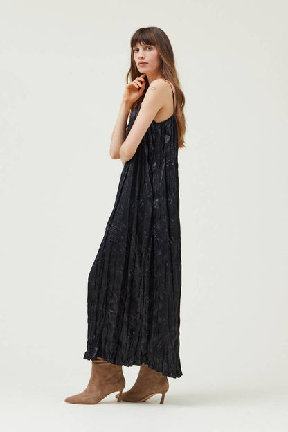 61067 - PLEATED MAXI DRESS