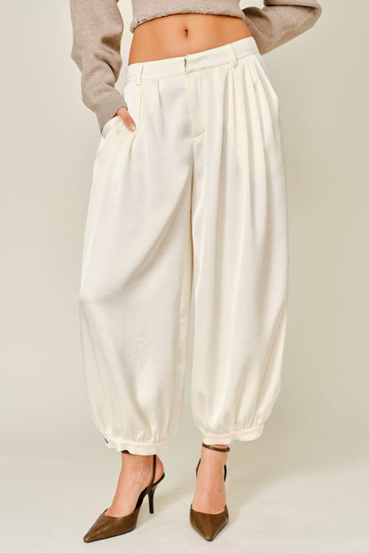 SATIN SHIRRING BAGGY DRESSY PANTS