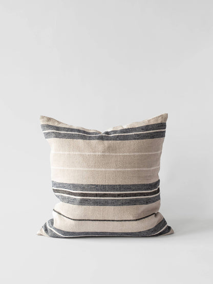 Mika Pillow 20x20
